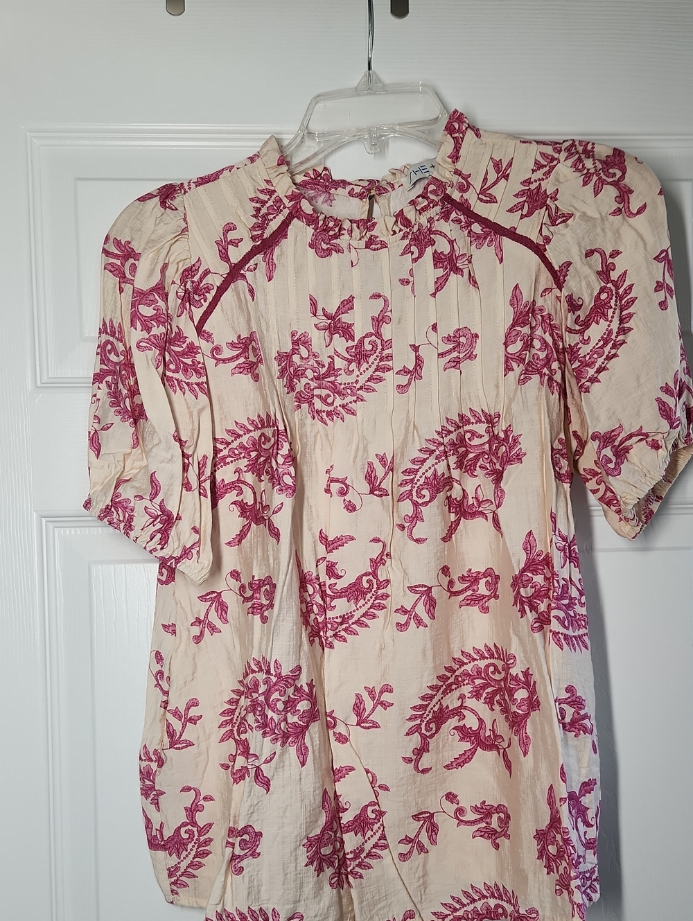 She + Sky Women’s Cream Floral Print Blouse with Pink Paisley Motif